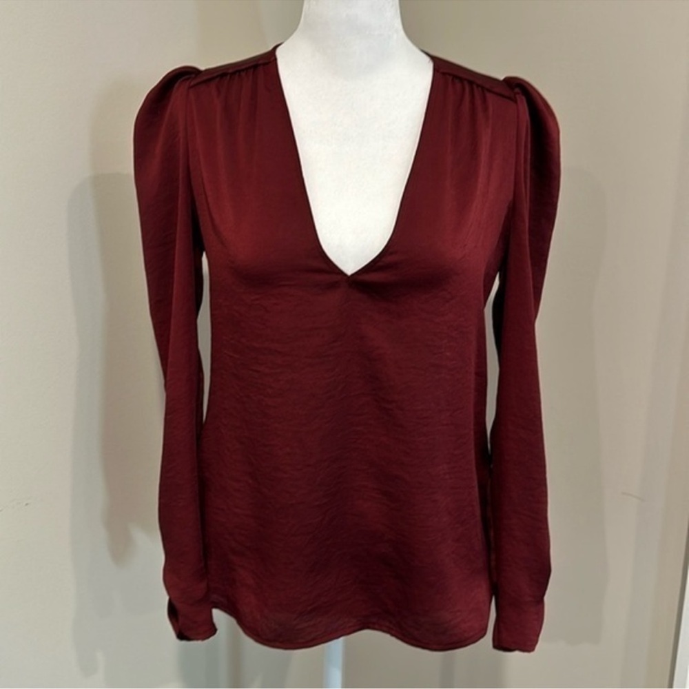 Deep V-beck Burgundy Long Sleeve Women's Top